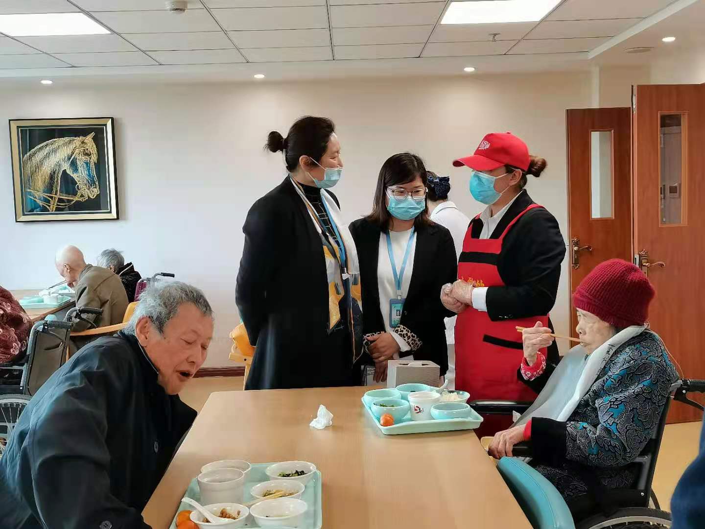 沟通交流，让营养知识和爱心一起传递
