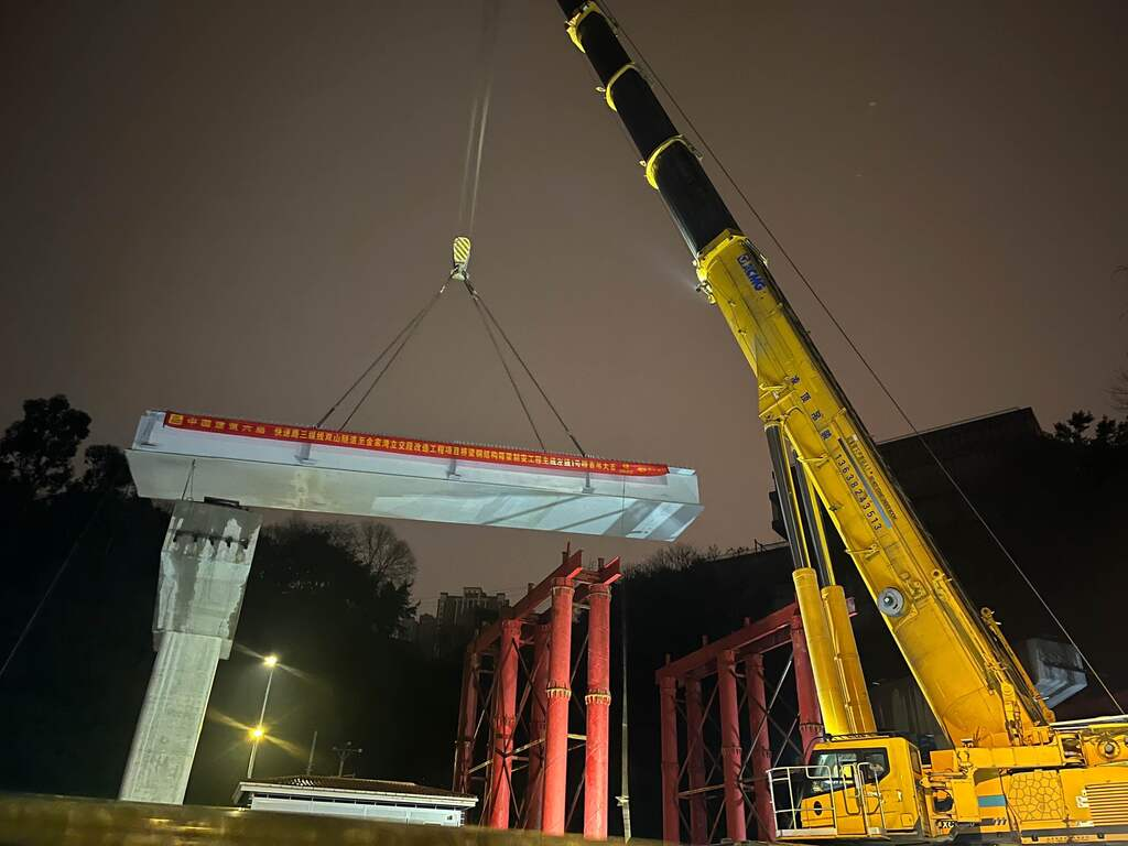 重庆快速路三纵线双山隧道至金家湾立交段改造工程刷新“进度条”